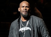 R. Kelly Addresses Sexual Abuse Allegations in New Song ''I Admit'' - E ...