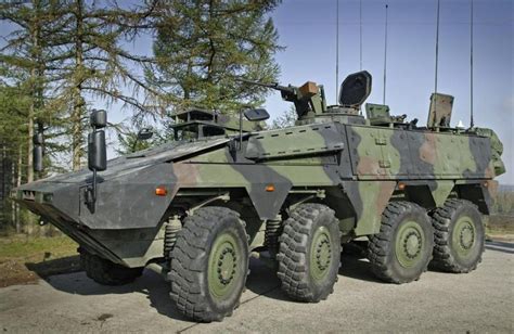 Rheinmetall To Modernize The Bundeswehrs Boxer Command Vehicles