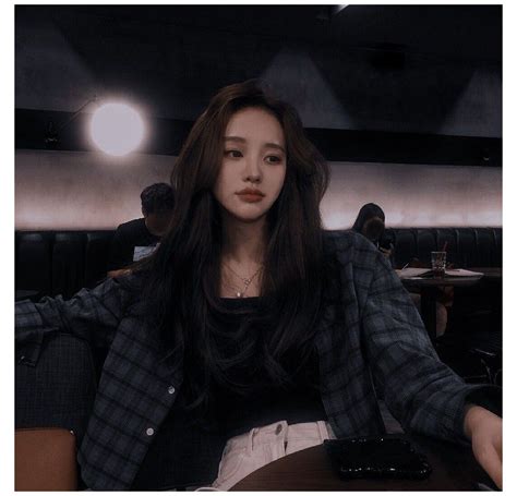 𝘱𝘪𝘯𝘵𝘦𝘳𝘦𝘴𝘵 ﹫𝘣𝘢𝘮𝘣𝘪𝘭𝘰𝘶𝘴 Ulzzang Girl Aesthetic Dark Ulzzanggirlaestheticdark In 2021 Ulzzang