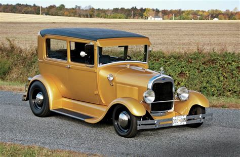 1929 Ford Model A Tudor Sedan 03