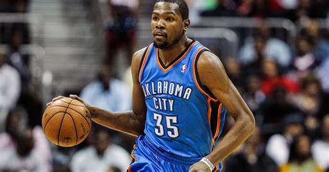 One of the most debated facts about kevin durant is his height. Kevin Durant explodes for 41 as Thunder edge Hawks