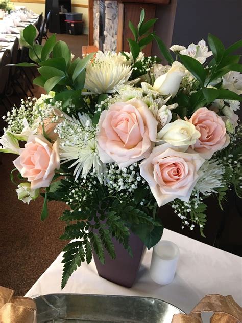 Getting your wedding flowers from costco is a huge way to save loads of money on your wedding. Wedding Flowers- DIY ordered flowers from Costco ...