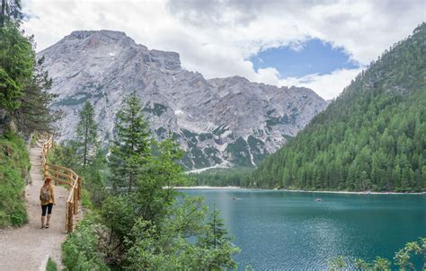 Der Zauberhafte Pragser Wildsee And Die Dolomitenregion Drei Zinnen