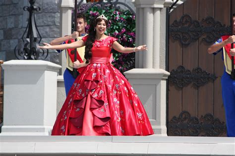 disney world welcomes elena of avalor first latina princess chicago tribune