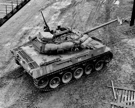 Top View Of A Gmc M18 Hellcat Wwii Us Hellcat Pinterest Tank