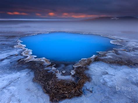 Hveravellir Hot Spring On Kjolur Plateau Iceland 2017 Bing Desktop