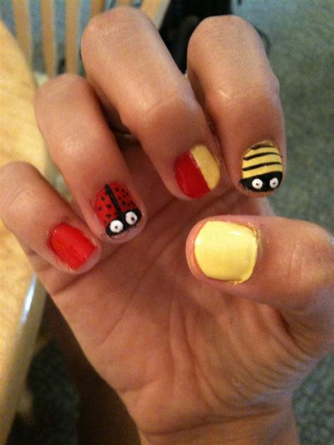 Then, fill in the most important bits of information that you want to convey about yourself, your service or product, or your company. bumble bee & lady bug do it yourself nail art :) | Nail ...