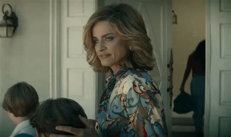 New Trailer For Dirty John The Betty Broderick Story Starring Amanda Peet