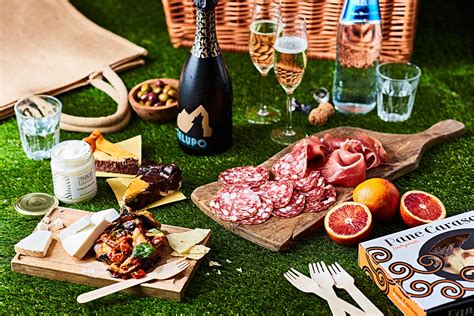The Best Ready Made Picnic Hampers And Where To Find Them