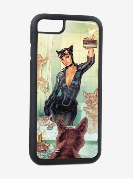 Dc Comics Catwoman Issue 34 Bathroom Selfie Cats Variant Cover Pose Iphone Xr Rubber Cell Phone