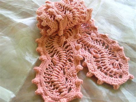 this hairpin lace scarf combines hairpin crochet with popcorn stitches tığ işleri Örgü dantel