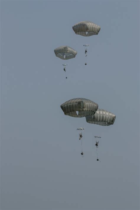 Multinational Paratroopers Earn Foreign Jump Wings During Exercise