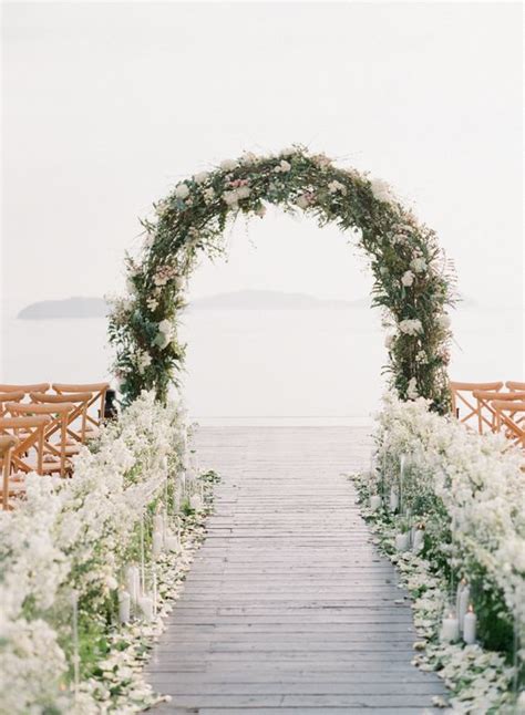 Summer Wedding Arches And Backdrops Weddingomania