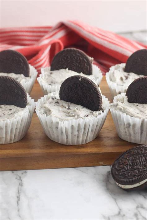 oreo cookie desserts easy quick simple chocolate oreo cheesecake mini bites recipe best