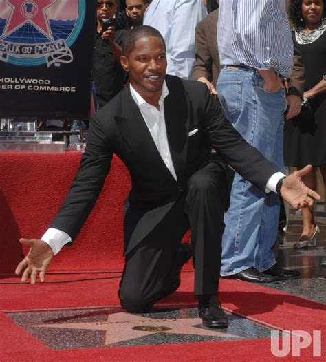 Photo Actor Jamie Foxx Receives Star On Hollywood Walk Of Fame In Los Angeles Lap2007091427