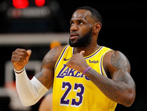 Report Lebron James Expected To Play On Christmas Lakers Outsiders