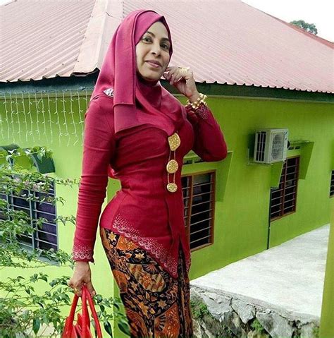 Pin By Zainal Rashid Ahmad Shaharudin On Pentasdunia Beautiful Girls Dresses Muslim Fashion
