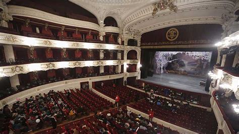 Teatro Municipal De Santiago Tiene Un Déficit De Al Menos Cinco Mil