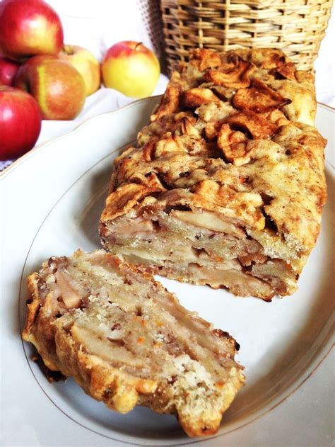 This Jewish Apple Loaf Cake Is So Easy To Make And Tastes