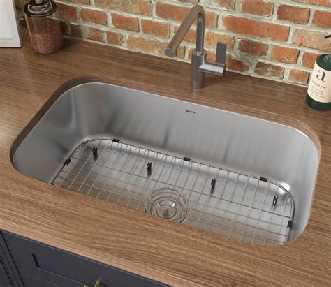 32 Inch Undermount 16 Gauge Stainless Steel Kitchen Sink Single Bowl