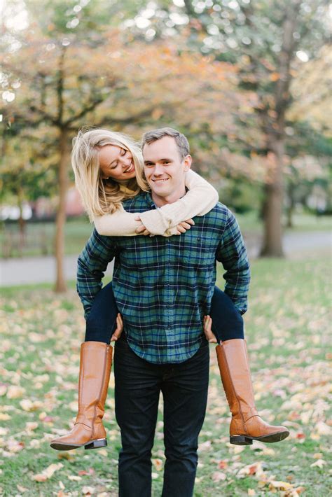 27 Sweet Ideas For Fall Engagement Photos Martha Stewart