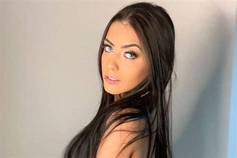 Jun 24, 2021 · a funkeira mc mirella voltou a causar nas redes sociais com suas publicações de alta temperatura. F5 - Celebridades - MC Mirella tem casa incendiada após ...