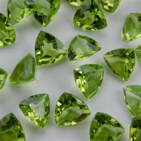 Natural Peridot Trillion Faceted Cut Peridot Gemstone Loose Etsy