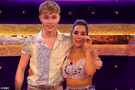 Strictly Come Dancing 2020 Final Janette Manrara Cries Over Hrvys