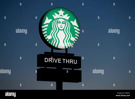 Starbucks Drive Thru Fotografías E Imágenes De Alta Resolución Alamy