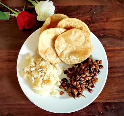 Navratri Ashtami Prasad । Halwa Puri And Black Chana Recipe Flavours By