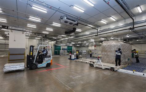 Introducing Cathay Pacific Cargo Terminals Pharma Handling Centre