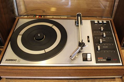 Free Images : music, technology, vintage, retro, old, record player ...
