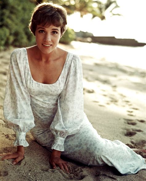 Julie Andrews Bing Images Julie Andrews Hollywood Actresses