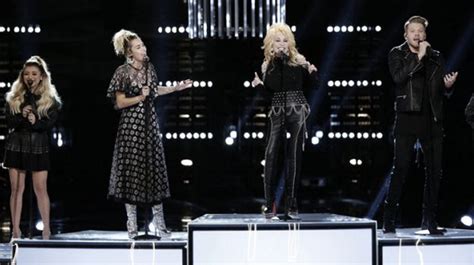 Pentatonix Dolly Parton And Miley Cyrus Team Up On “the Voice Perform “jolene” In Most