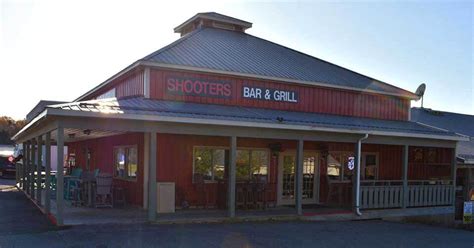 Shooters Bar And Grill Lake Front Magazine