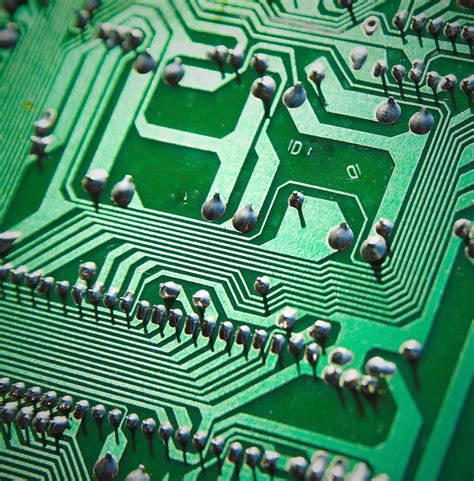 Semiconductor Integrated Circuits Layout-Design - Rajdeep and Joyeeta