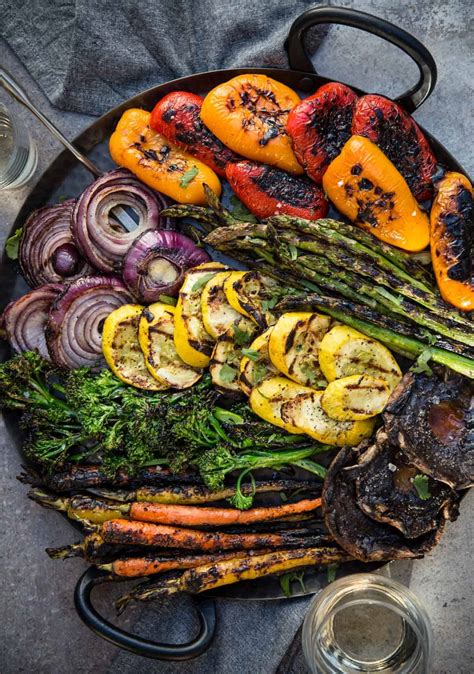 This method to cook vegetables couldn't be easier! Grilled Vegetables - Step by Step Resource - Vindulge