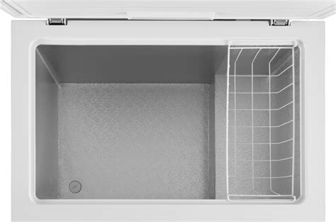 customer reviews insignia™ 7 0 cu ft garage ready chest freezer white ns cz70wh0 best buy