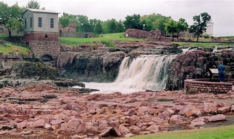 Top 5 Tourist Attractions In Sioux Falls South Dakota Things To Do