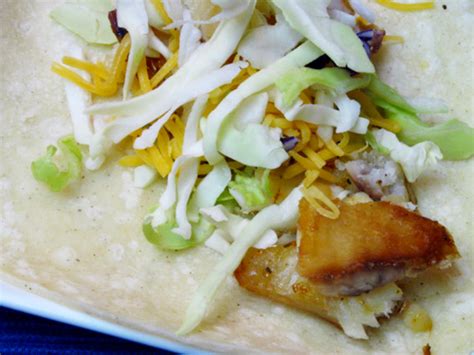 Me and karina, my oldest daughter love fish, but my husband tommy does best fish for fish tacos: Baked Tilapia Fish Tacos #SundaySupper - Home Cooking Memories