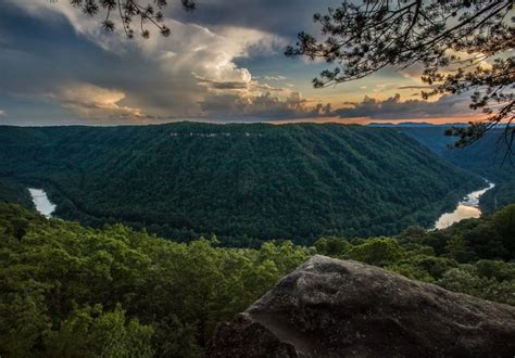 Horseshoe Bend Of The New River From Beauty Mountain Wv By Randall