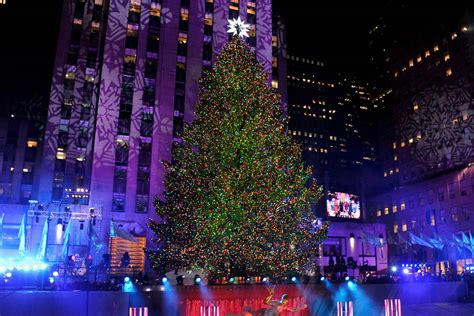 The 81st Annual Rockefeller Tree Lighting Ceremony New York Post