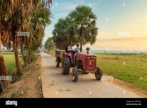 India Rural Road Transport Hi Res Stock Photography And Images Alamy