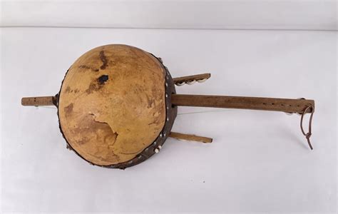 ethiopian krar musical instrument