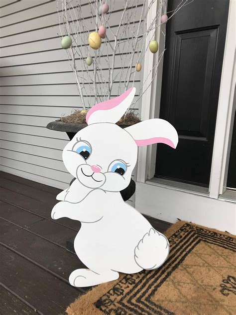 20 Outdoor Easter Bunny Decorations
