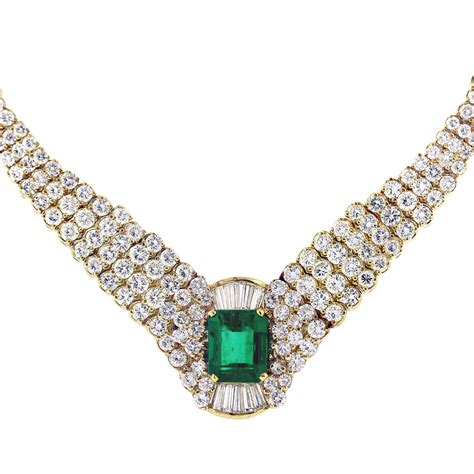 18k Yellow Gold Emerald And Diamond Necklace