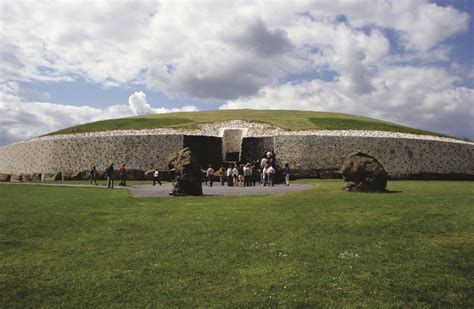 Newgrange Tomb At Brú Na Bóinne Boyne Valley Ireland Dublin Day