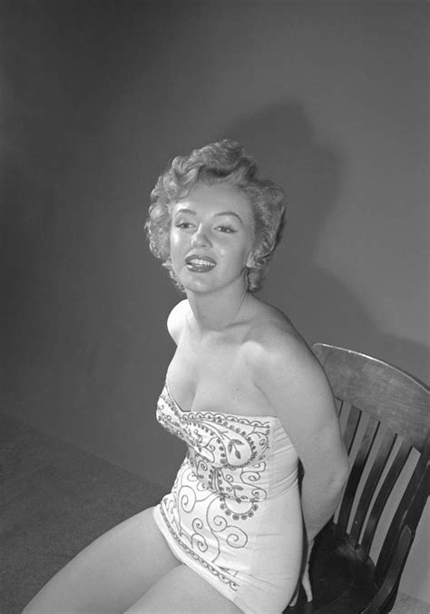 Marilyn Monroe Portrait Session Photograph By Earl Theisen Collection