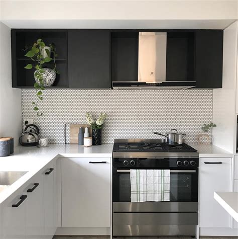 11 Types Of White Kitchen Splashback Tiles Style Curator White