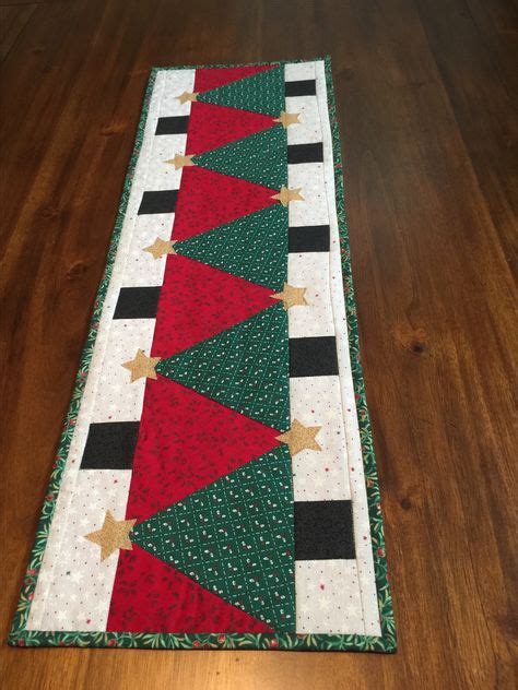 New Sewing Christmas Projects Table Runners 40 Ideas In 2020 Quilted